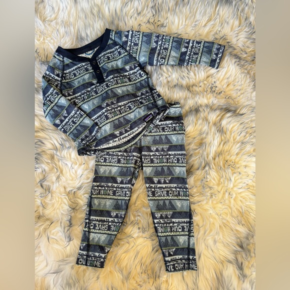 Patagonia BaseLayer Capeline 3-6 months - Picture 5 of 8